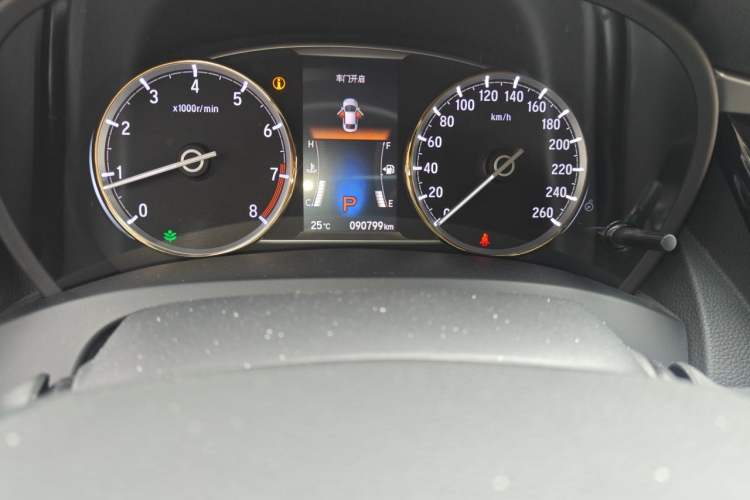 Used Honda Spirior 2015 2.0L Prestige Edition Odometer Close Up