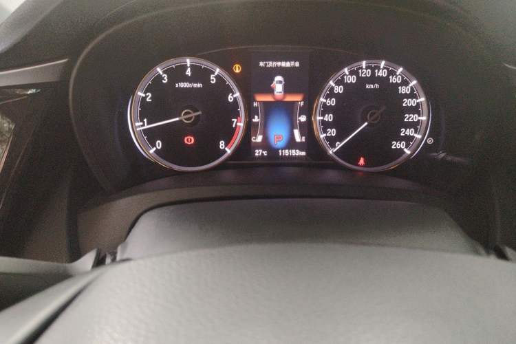 Used Honda Spirior 2015 2.0L Prestige Edition Odometer Close Up