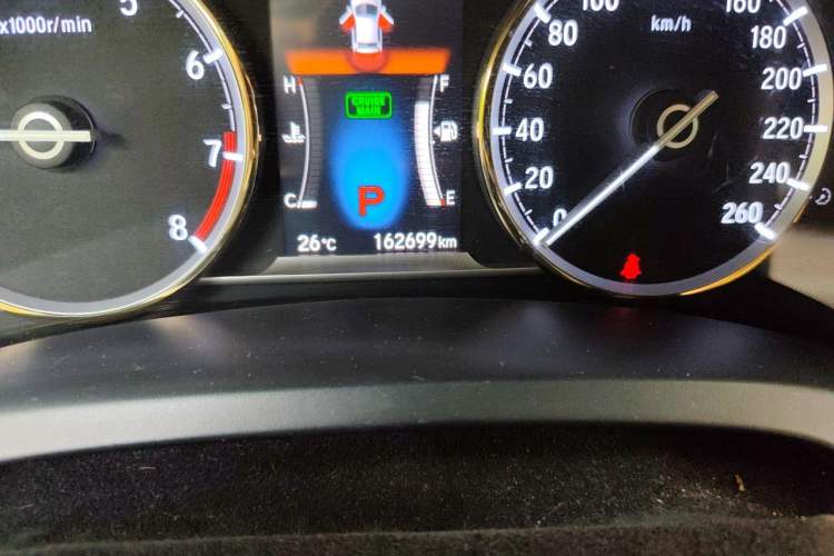 Used Honda Spirior 2015 2.4L Prestige Edition Odometer Close Up