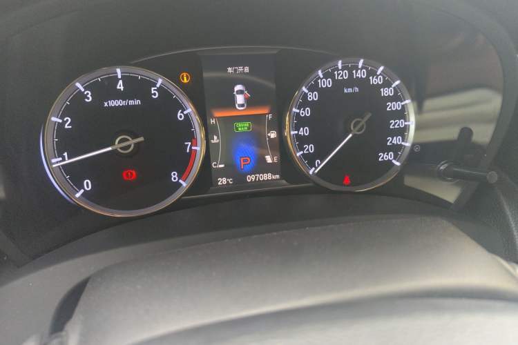 Used Honda Spirior 2015 2.4L Prestige Edition Odometer Close Up