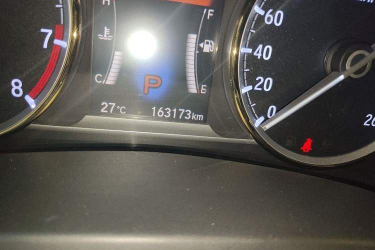 Used Honda Spirior 2015 2.4L Prestige Edition Odometer Close Up