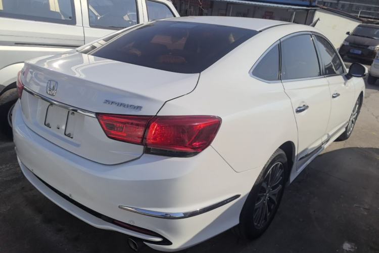 Used Honda Spirior 2015 2.0L Luxury Edition Rear Right 45 Deg
