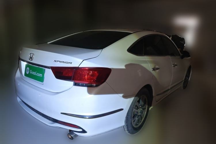 Used Honda Spirior 2015 2.0L Luxury Edition Rear Right 45 Deg