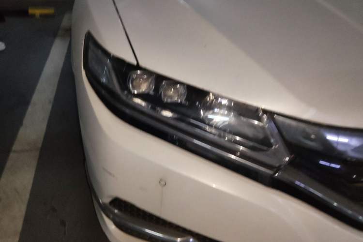 Used Honda Spirior 2015 2.0L Collector's Edition Right Front Headlight