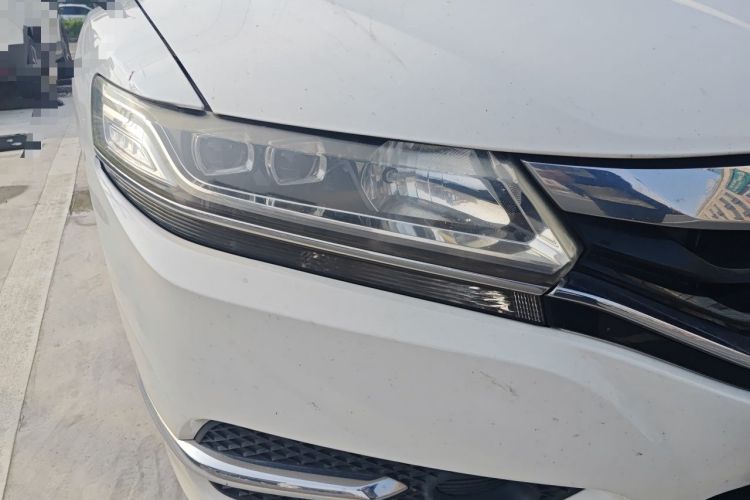 Used Honda Spirior 2015 2.0L Luxury Edition Right Front Headlight
