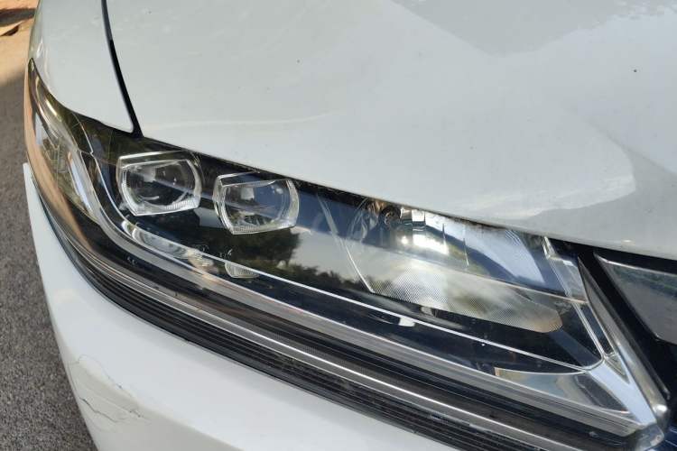 Used Honda Spirior 2015 2.0L Collector's Edition Right Front Headlight