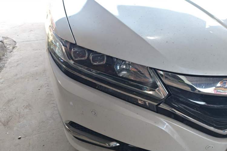 Used Honda Spirior 2015 2.4L Prestige Edition Right Front Headlight