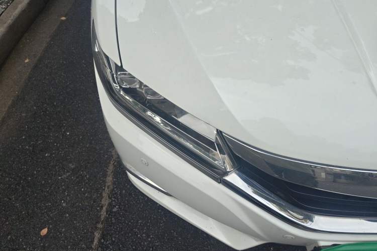 Used Honda Spirior 2015 2.4L Prestige Edition Right Front Headlight
