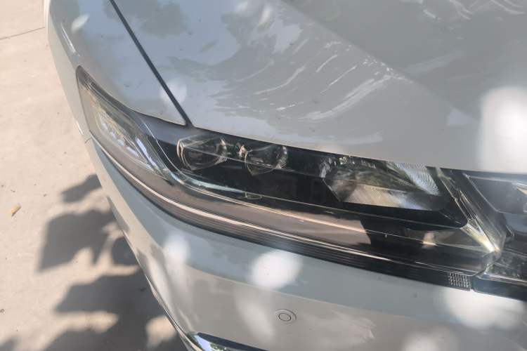 Used Honda Spirior 2015 2.4L Prestige Edition Right Front Headlight