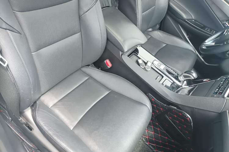 Used Honda Spirior 2015 2.0L Collector's Edition Right Front Seat