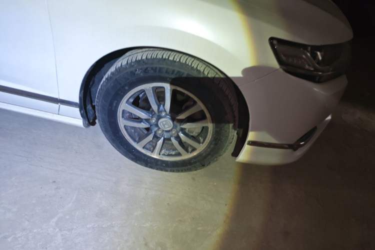Used Honda Spirior 2015 2.0L Luxury Edition Right Front Wheel Hub