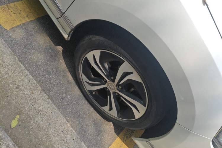 Used Honda Spirior 2015 2.4L Prestige Edition Right Front Wheel Hub