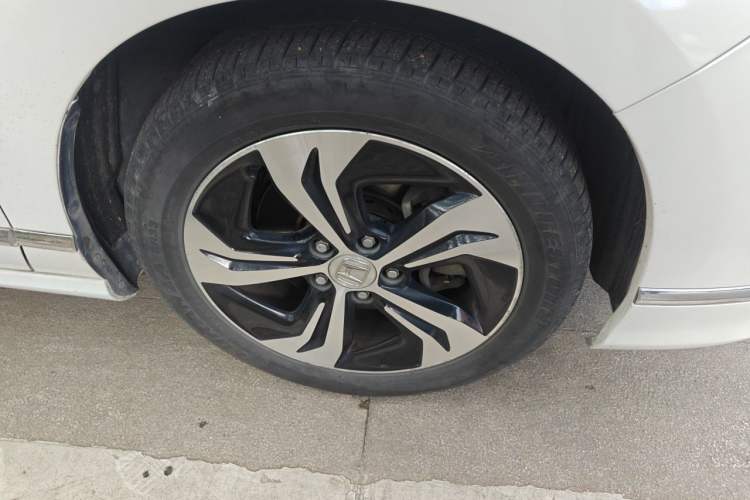 Used Honda Spirior 2015 2.4L Prestige Edition Right Front Wheel Hub