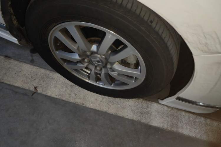 Used Honda Spirior 2015 2.0L Prestige Edition Right Front Wheel Hub