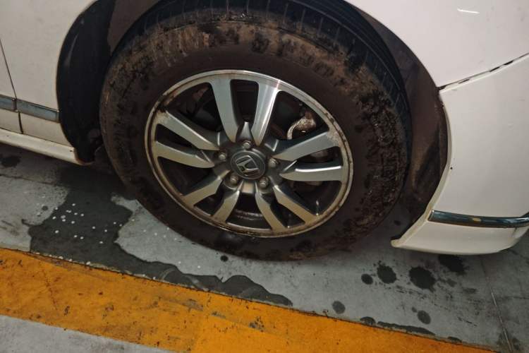 Used Honda Spirior 2015 2.0L Collector's Edition Right Front Wheel Hub