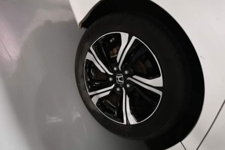 Used Honda Spirior 2015 2.0L Luxury Edition Right Rear Wheel Hub