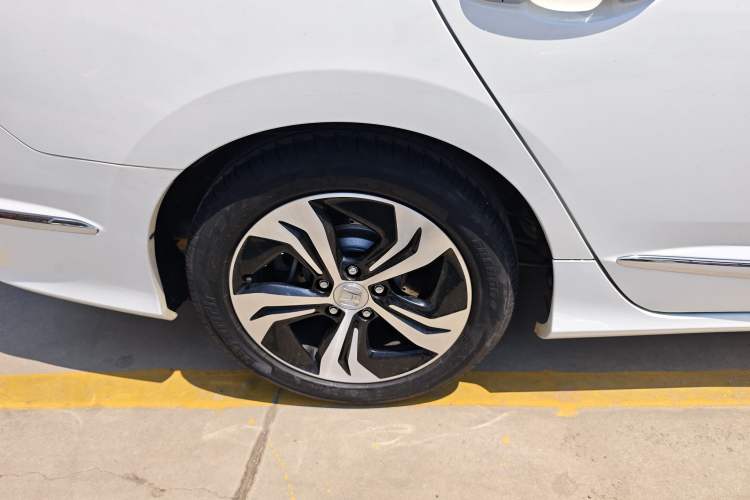 Used Honda Spirior 2015 2.4L Prestige Edition Right Rear Wheel Hub