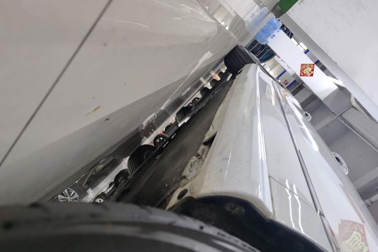 Used Honda Spirior 2015 2.0L Collector's Edition Right Side Sill