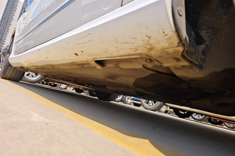 Used Honda Spirior 2015 2.4L Prestige Edition Right Side Sill