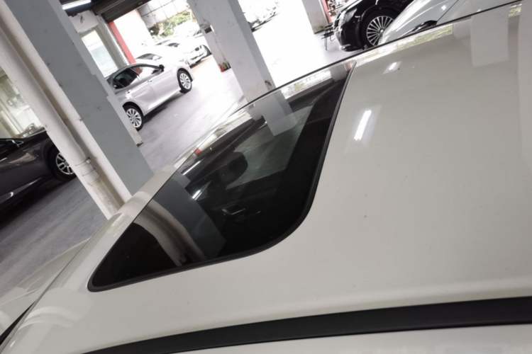 Used Honda Spirior 2015 2.4L Prestige Edition Roof