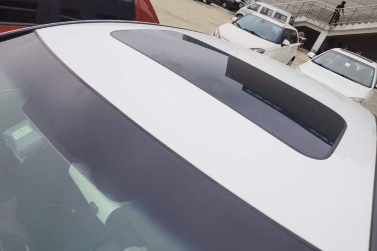 Used Honda Spirior 2015 2.0L Prestige Edition Roof