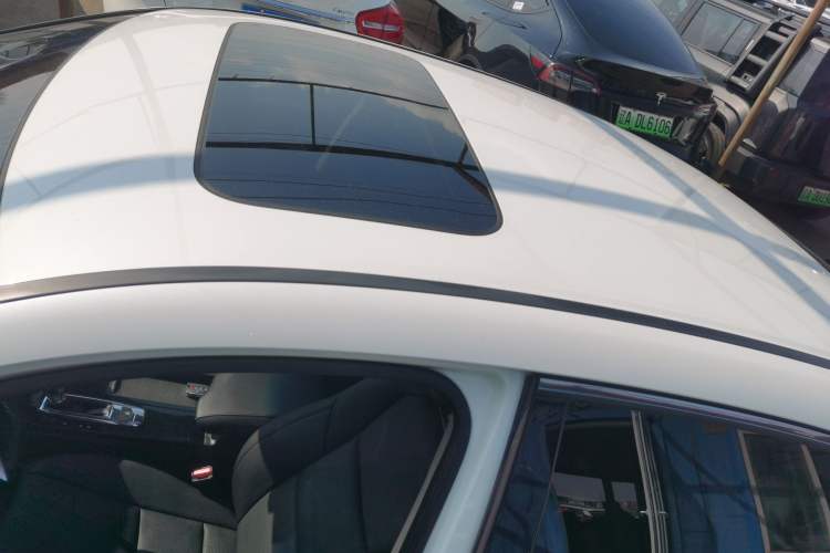 Used Honda Spirior 2015 2.4L Prestige Edition Roof