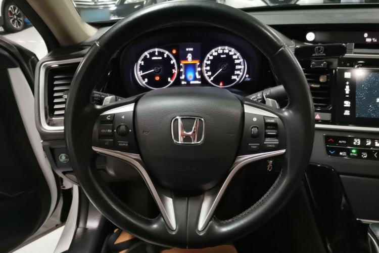 Used Honda Spirior 2015 2.0L Luxury Edition Steering Wheel