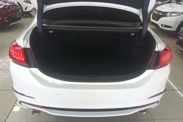 Used Honda Spirior 2015 2.4L Prestige Edition Trunk