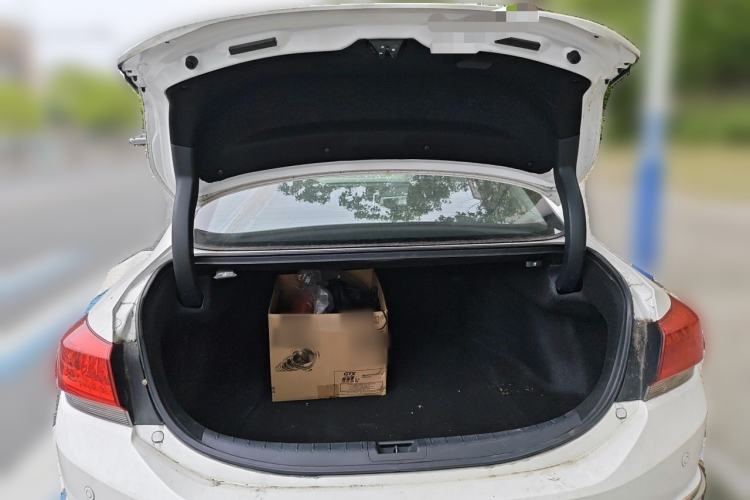 Used Honda Spirior 2015 2.4L Prestige Edition Trunk