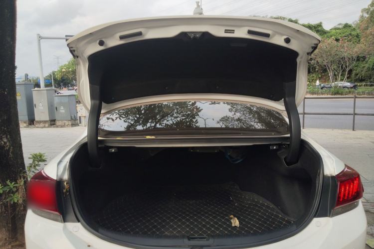 Used Honda Spirior 2015 2.0L Prestige Edition Trunk
