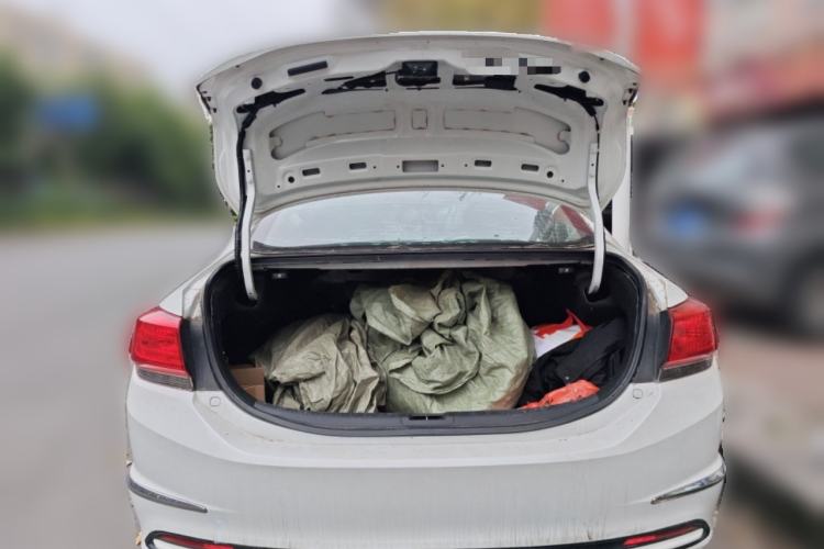 Used Honda Spirior 2015 2.0L Luxury Edition Trunk