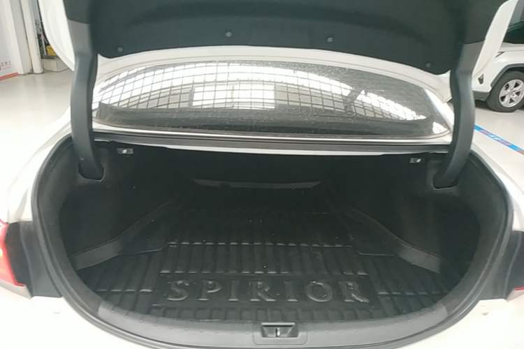 Used Honda Spirior 2015 2.0L Prestige Edition Trunk