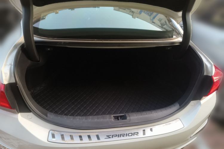 Used Honda Spirior 2015 2.0L Luxury Edition Trunk