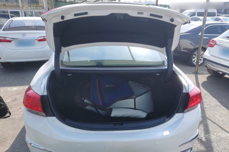 Used Honda Spirior 2015 2.4L Prestige Edition Trunk