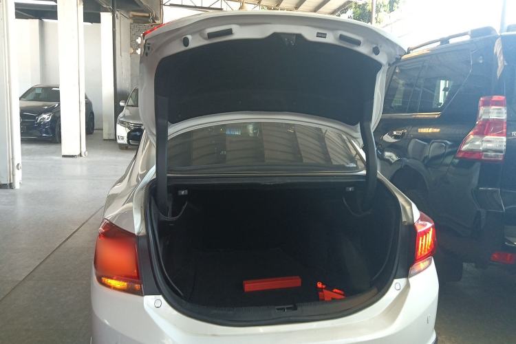 Used Honda Spirior 2015 2.4L Prestige Edition Trunk