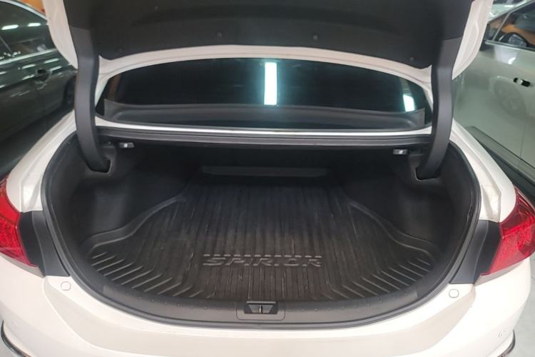 Used Honda Spirior 2015 2.4L Prestige Edition Trunk