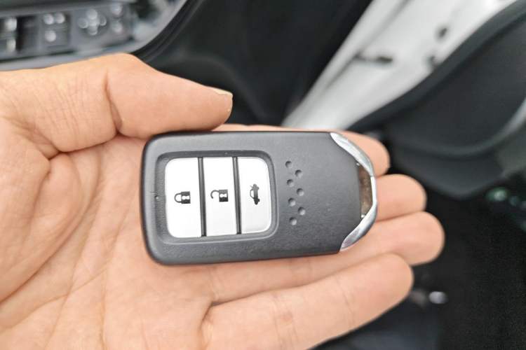 Used Honda Spirior 2015 2.4L Prestige Edition Vehicle Key