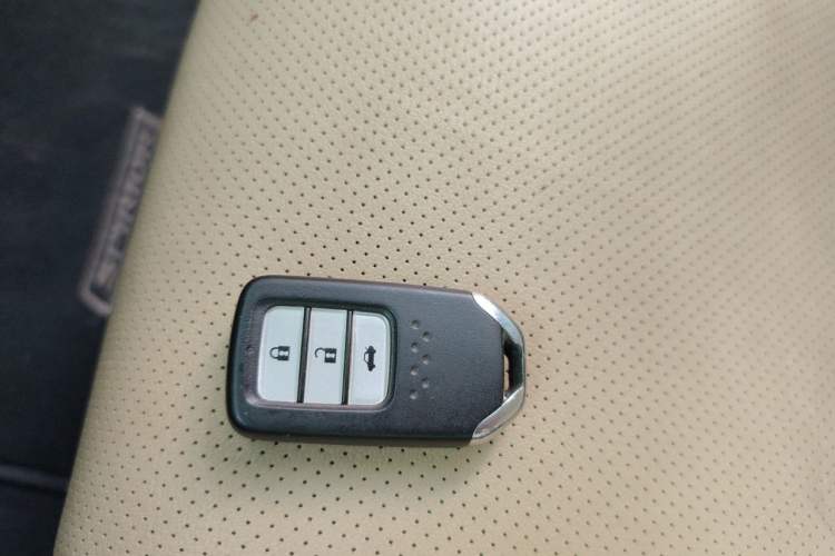 Used Honda Spirior 2015 2.4L Prestige Edition Vehicle Key