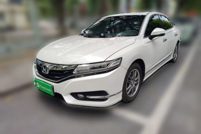 Honda Spirior 2015 2.0L Prestige Edition usado