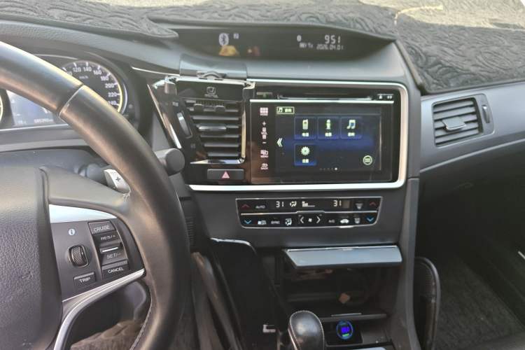 Used Honda Spirior 2017 2.0L Classic Edition Audio And AC Panel