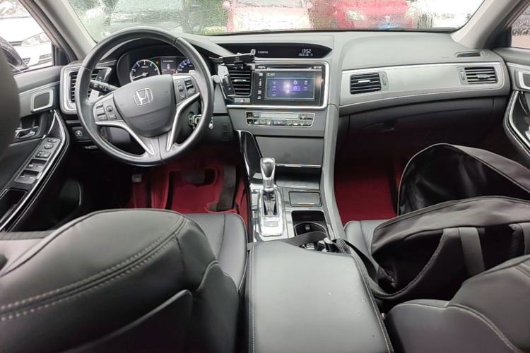 Used Honda Spirior 2017 2.0L Classic Edition Center Console