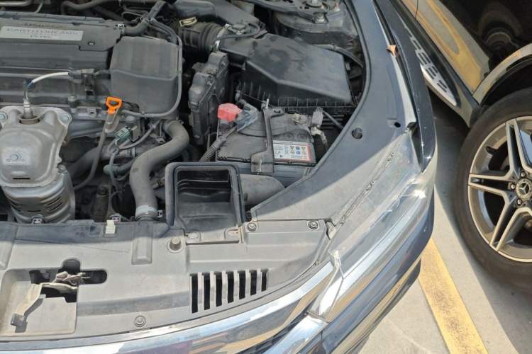 Used Honda Spirior 2017 2.4L Luxury Edition Engine Bay Left