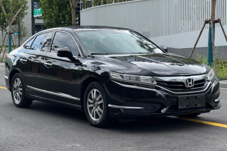 Used Honda Spirior 2017 2.0L Classic Edition Exterior 4