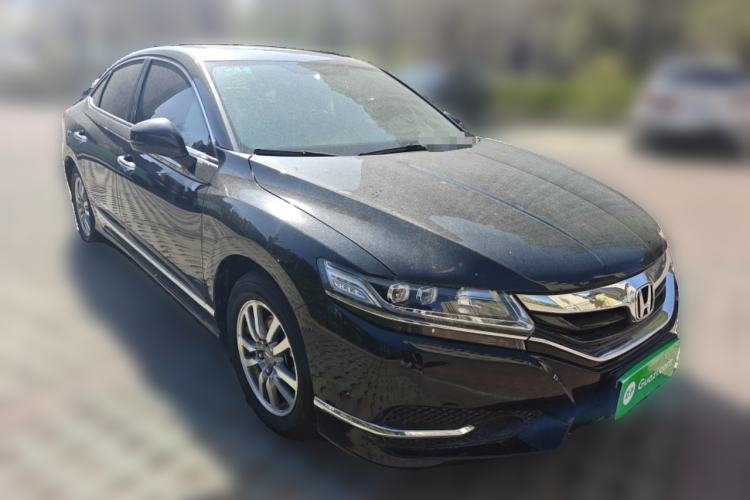 Used Honda Spirior 2017 2.0L Classic Edition Front Right 45 Deg
