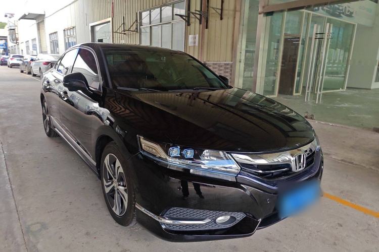 Used Honda Spirior 2017 Hybrid 2.0L Pure Drive Edition Front Right 45 Deg
