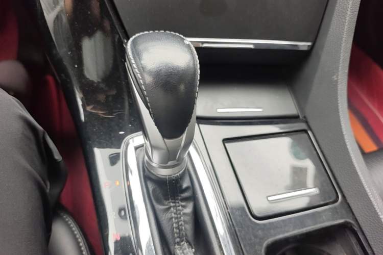 Used Honda Spirior 2017 2.0L Classic Edition Gear Lever
