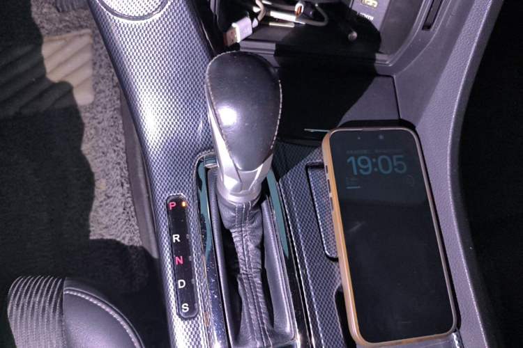 Used Honda Spirior 2017 2.0L Classic Edition Gear Lever