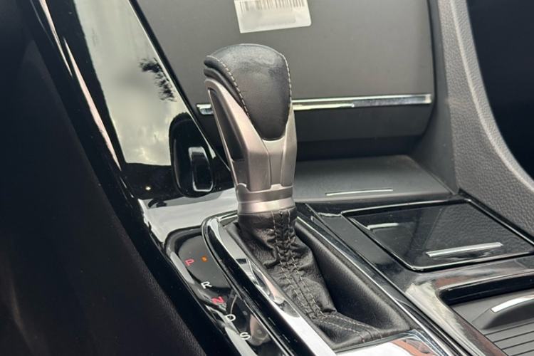 Used Honda Spirior 2017 2.0L Classic Edition Interior 13
