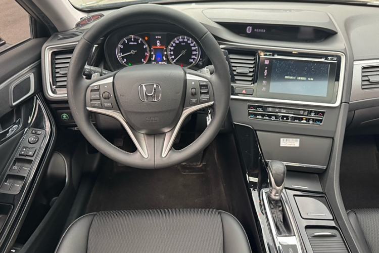 Used Honda Spirior 2017 2.0L Classic Edition Interior 6