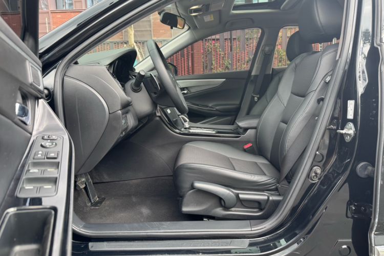 Used Honda Spirior 2017 2.0L Classic Edition Interior 8